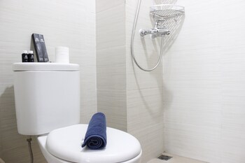 stylish 2br at gateway pasteur near pasteur exit toll
