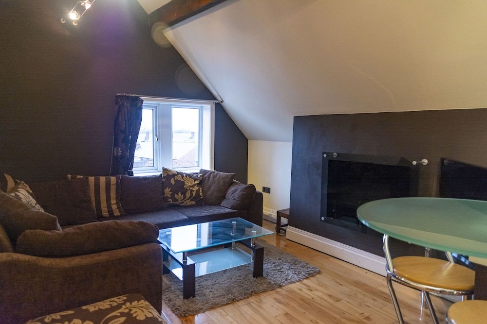 luxury apt no 2 one bed apartment