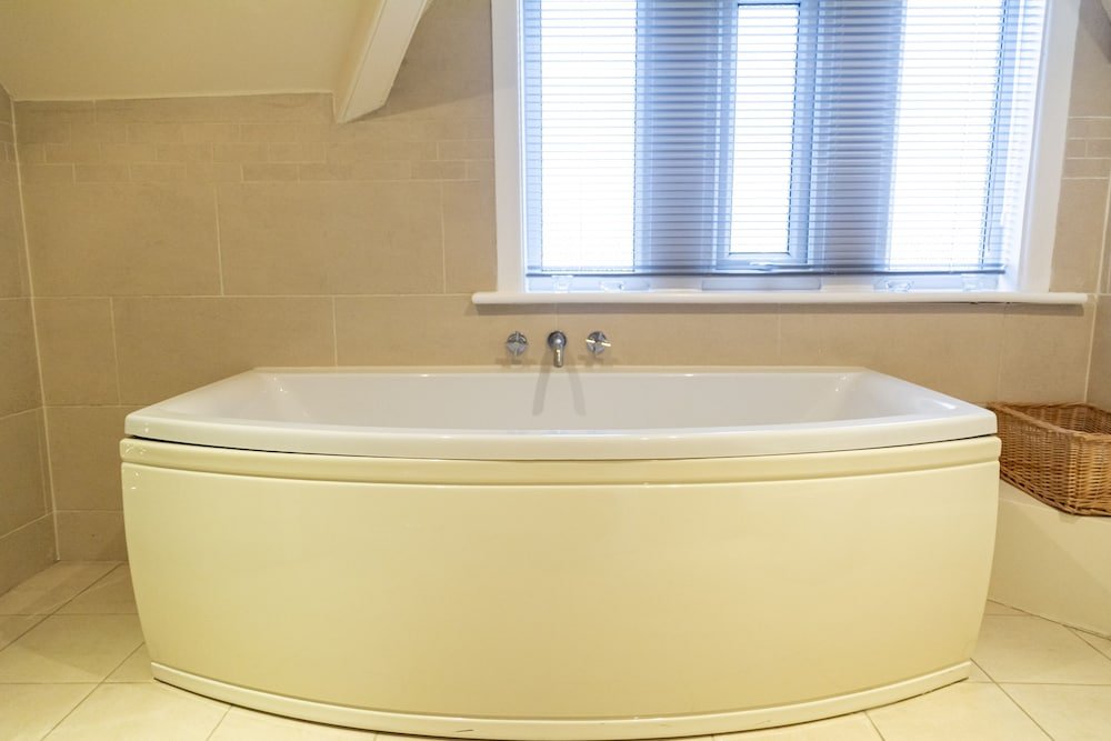 luxury apt no 2 one bed apartment