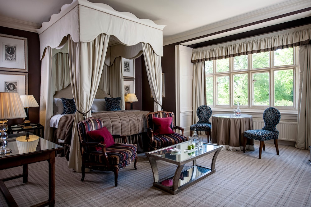 the slaughters manor house