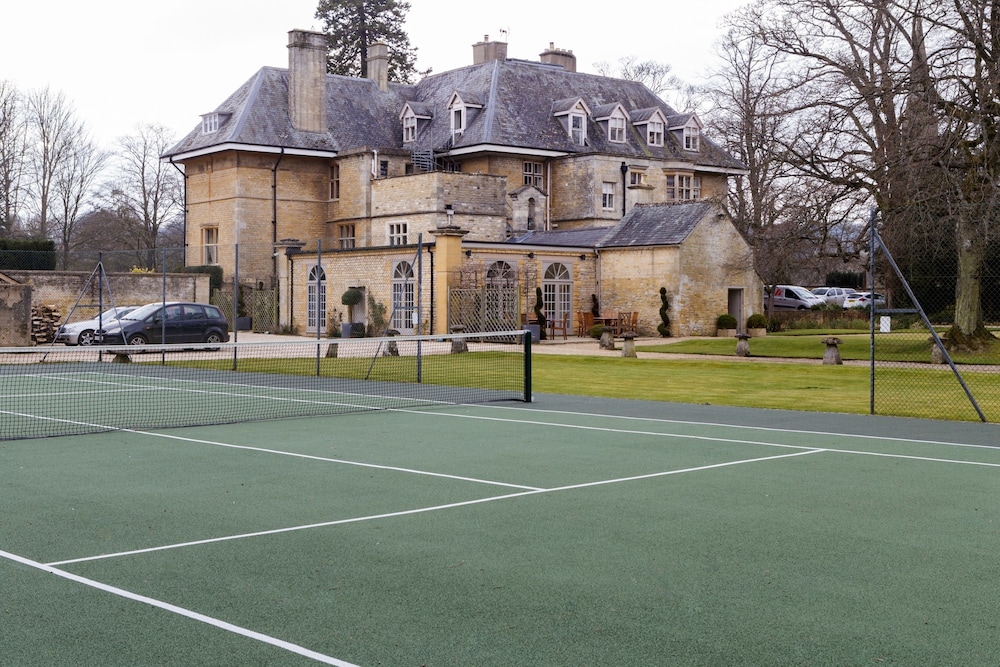 the slaughters manor house