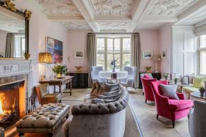 the slaughters manor house