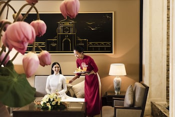 thanh lich royal boutique hotel