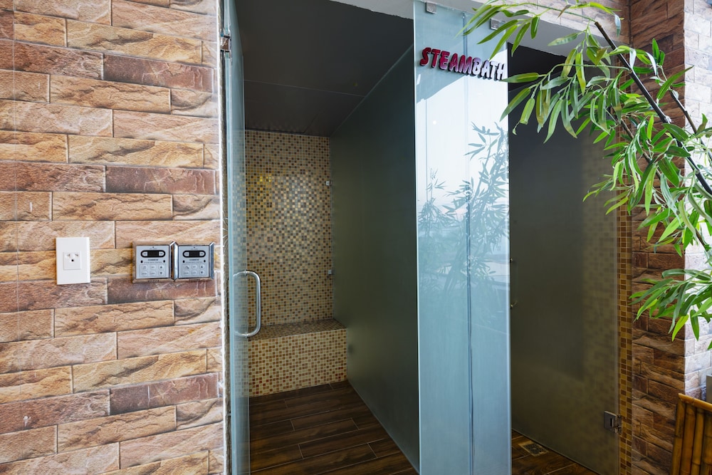 thanh lich royal boutique hotel