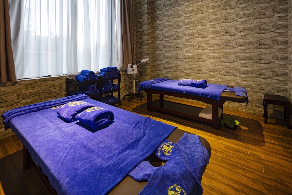 thanh lich royal boutique hotel