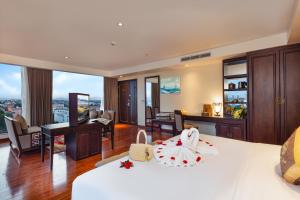 thanh lich royal boutique hotel