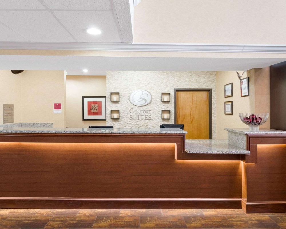 quality suites irving las colinas
