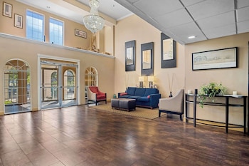 quality suites irving las colinas