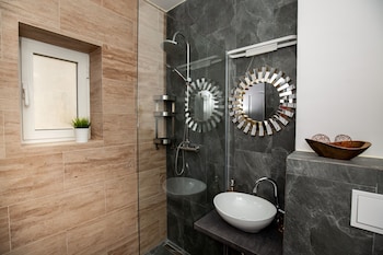 metropole apartments centrum