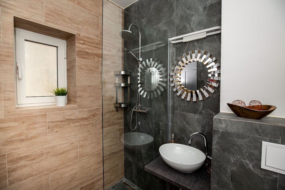 metropole apartments centrum