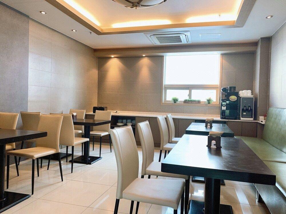 changwon at business hotel