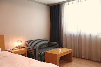 changwon at business hotel