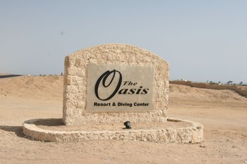 the oasis dive resort