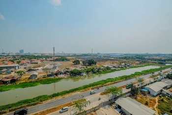 affordable price studio at jababeka riverview apartment cikarang