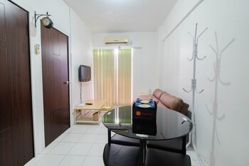 new furnished 2br apartment mutiara bekasi
