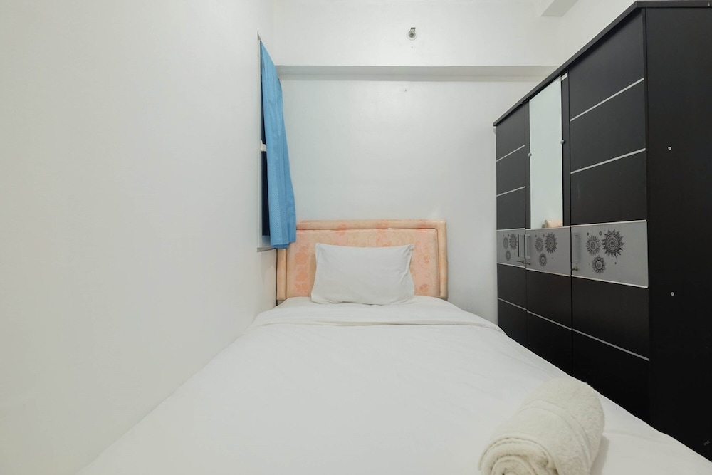new furnished 2br apartment mutiara bekasi