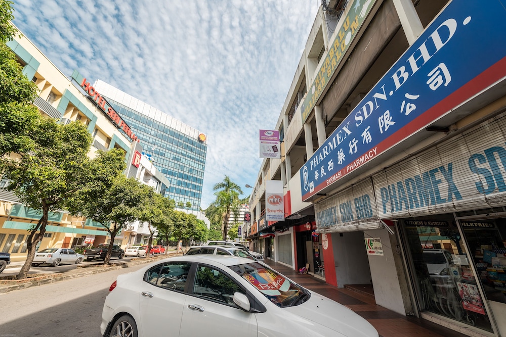 aj residence kota kinabalu city center