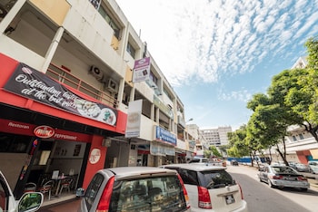 aj residence kota kinabalu city center