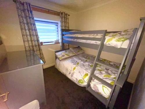 Sleeps 10-12 Snowdonia North Wales Nr Zip World,Menai Bridge>>Blaenau Ffestiniog,3.5 star