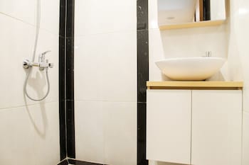 cozy 1br apartment grand kamala lagoon