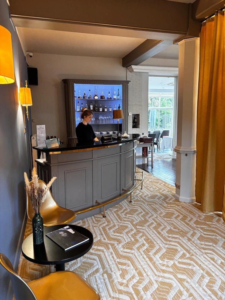 hotel bulles by forgeron