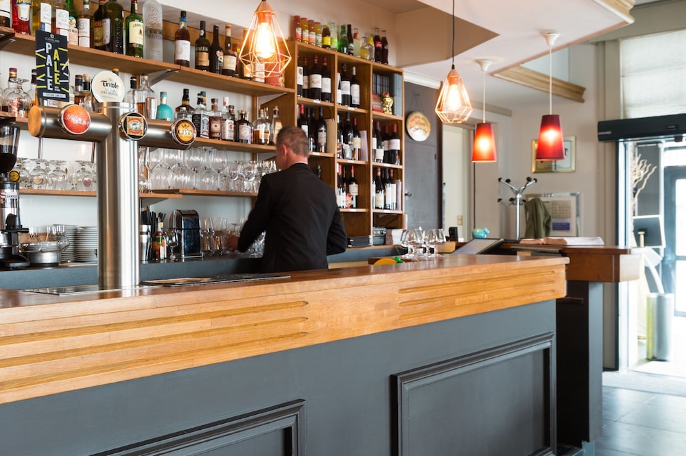 hotel bulles by forgeron