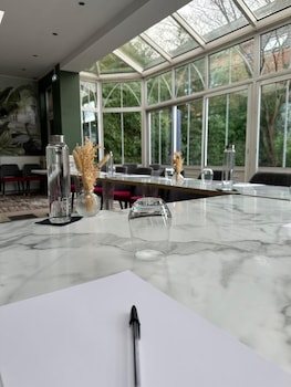 hotel bulles by forgeron