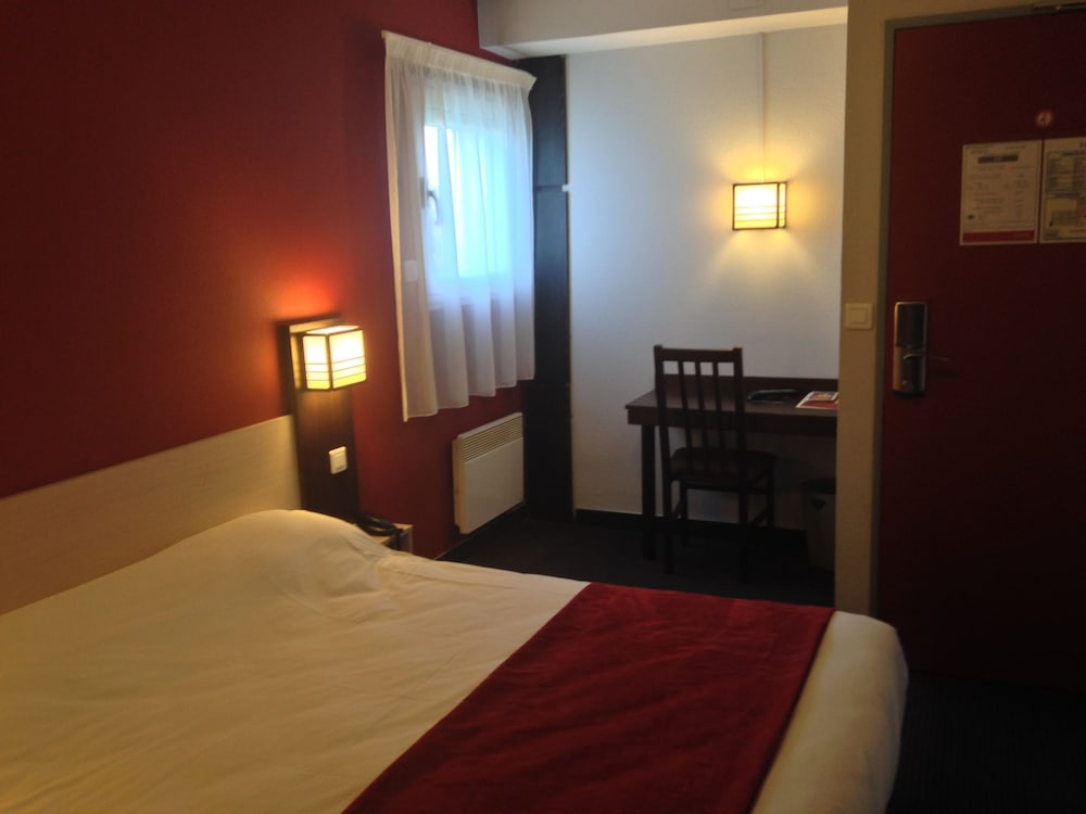 initial by balladins amiens longueau