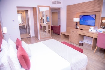 stella beach resort and spa makadi bay