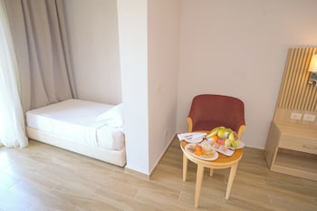 stella beach resort and spa makadi bay