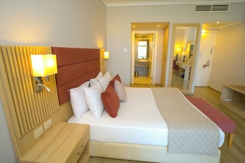 stella beach resort and spa makadi bay