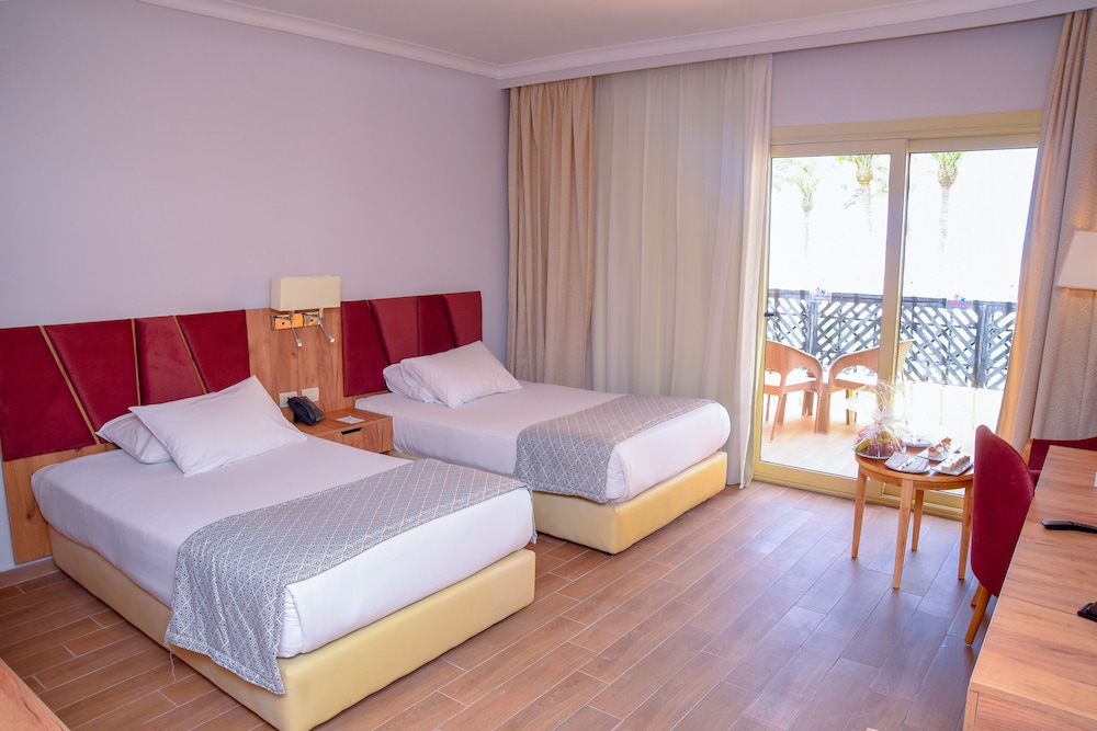 stella beach resort and spa makadi bay