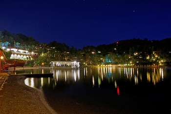 club and hotel letoonia