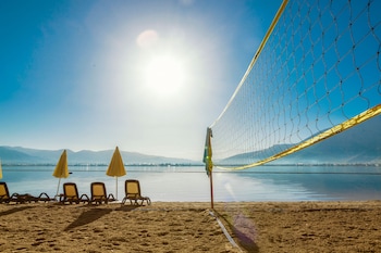 club and hotel letoonia