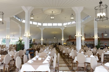 club and hotel letoonia