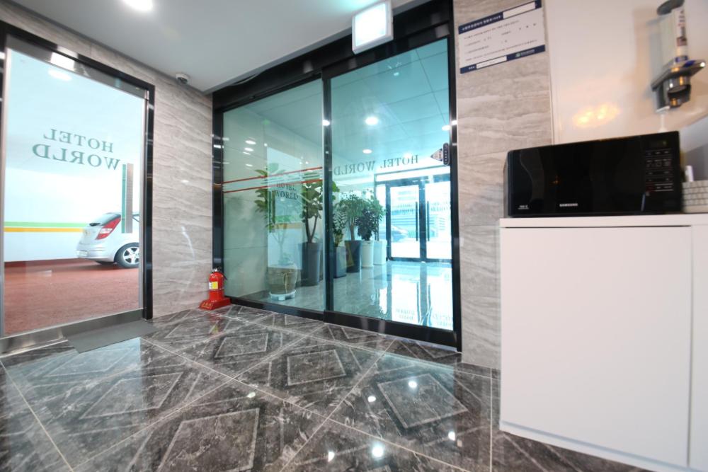 goodstay world hotel