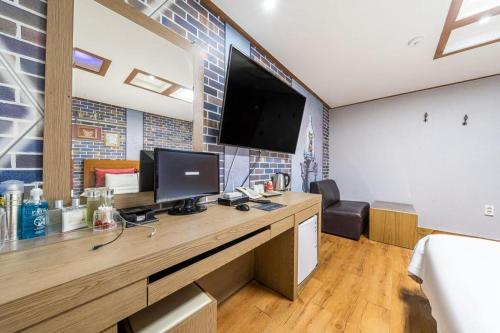 goodstay world hotel