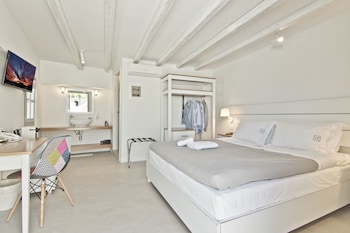 lindos comfy suites