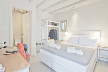 lindos comfy suites