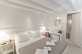 lindos comfy suites