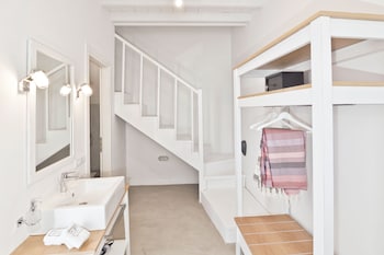lindos comfy suites