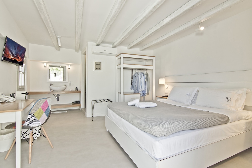 lindos comfy suites