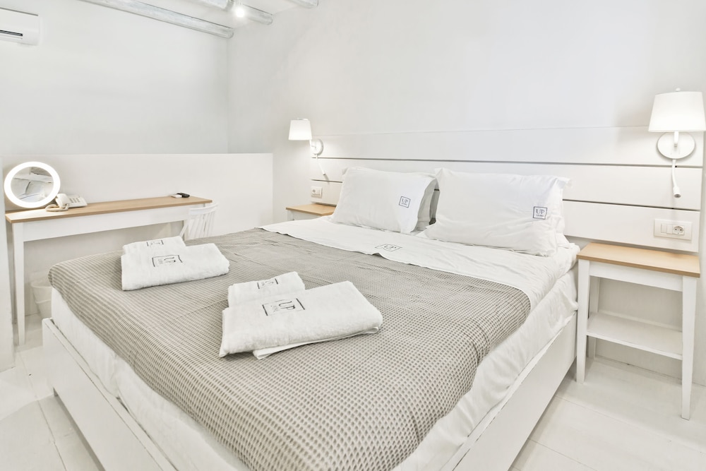 lindos comfy suites