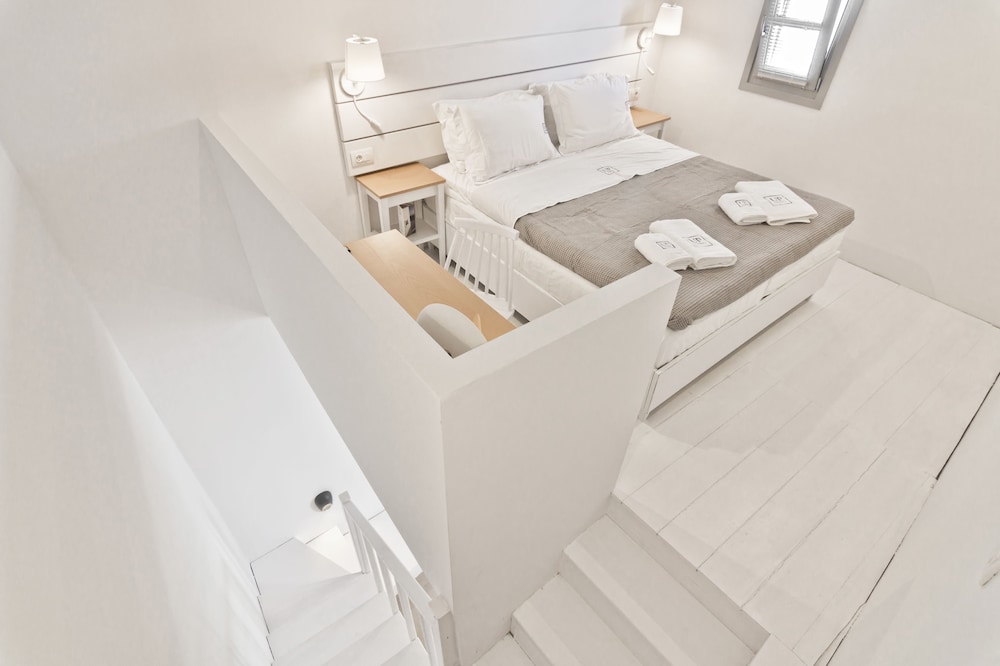 lindos comfy suites