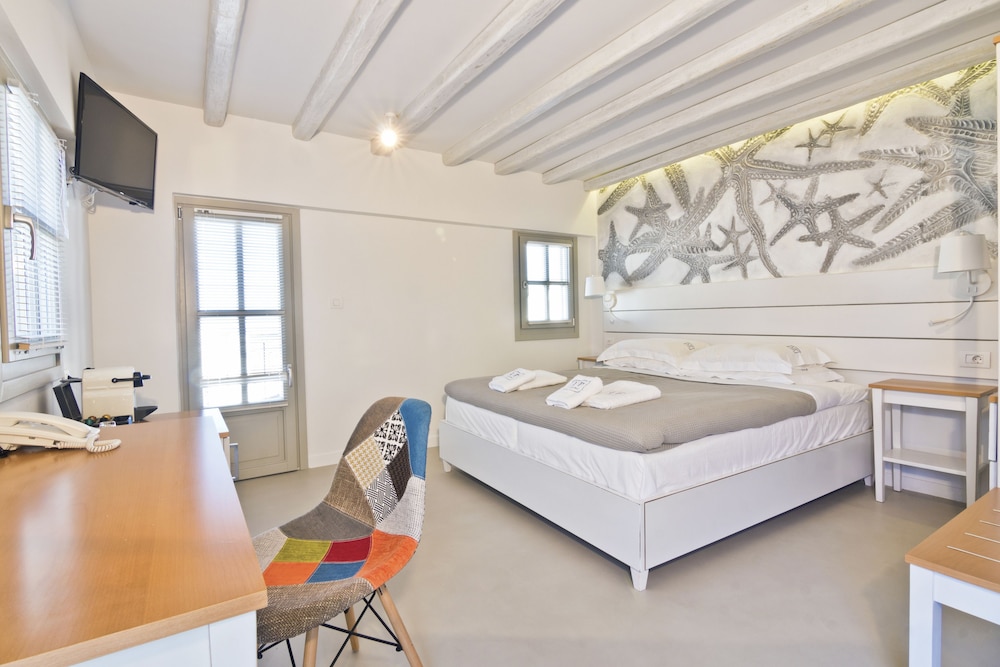 lindos comfy suites