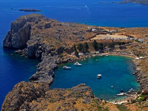 lindos comfy suites