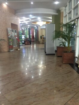 Haitel Guest Inn,,3.5 star