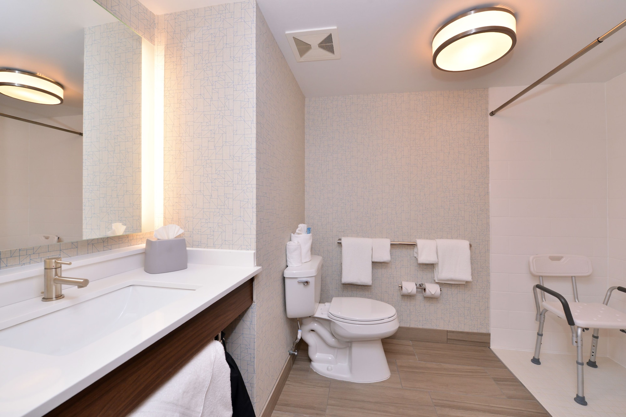 holiday inn express indianapolis dtown conv center