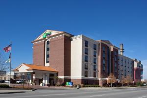 holiday inn express indianapolis dtown conv center