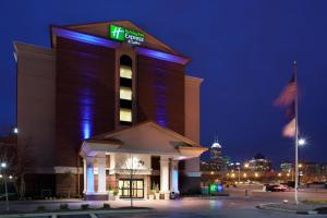 holiday inn express indianapolis dtown conv center